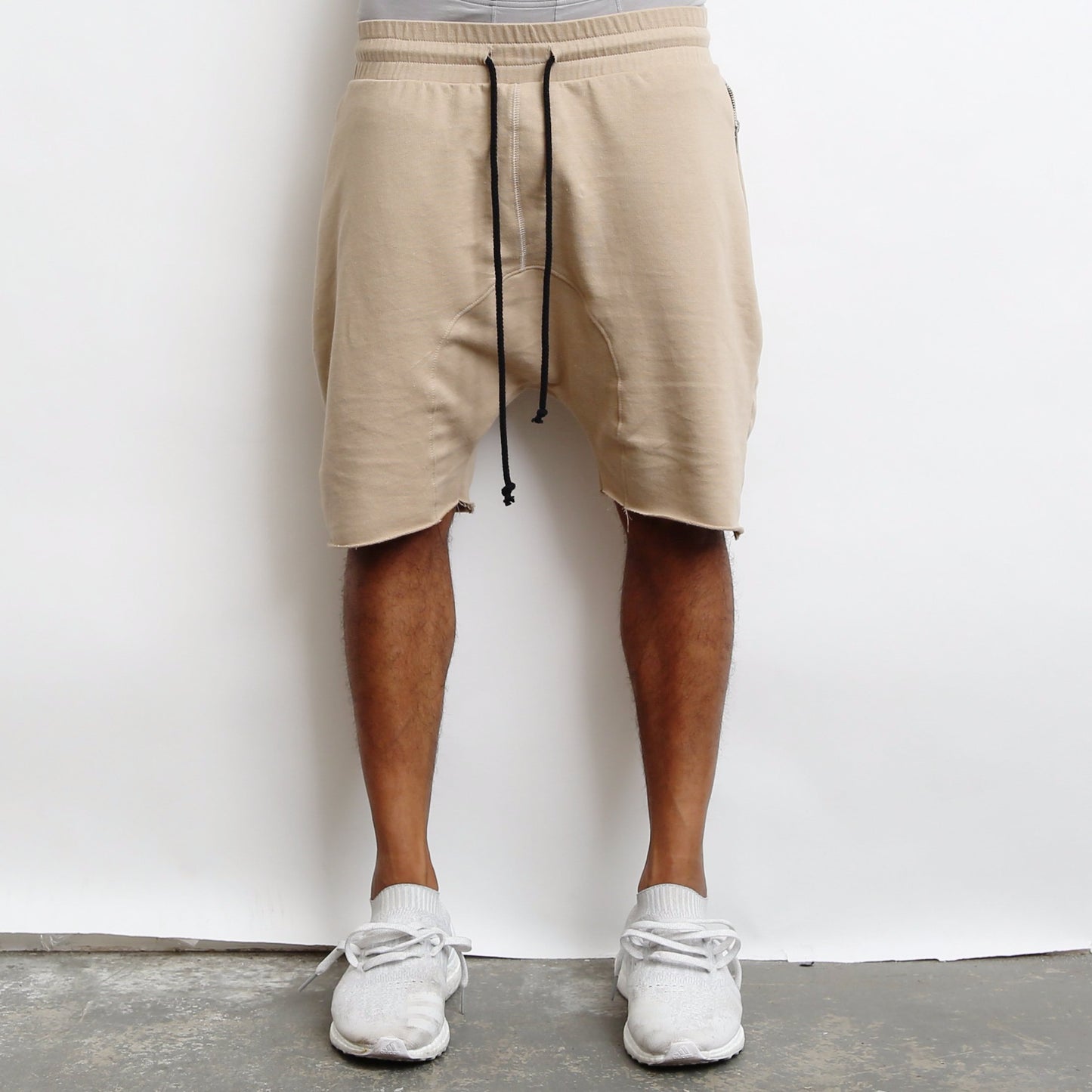 Men's Raw City Cut Short