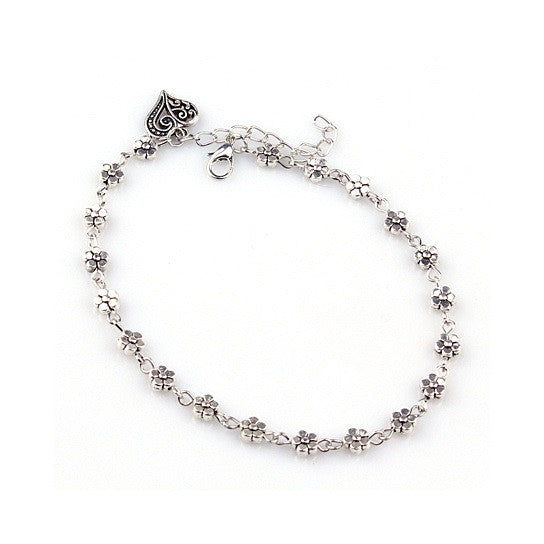 Vintage-Inspired Lea Anklet - Heart and Daisy Design for Elegant Charm