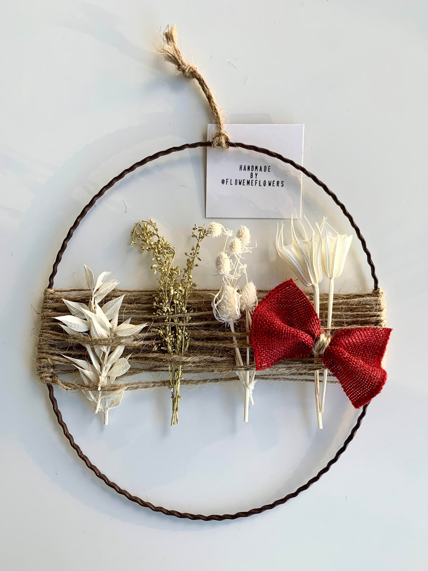 Enchanted Winter Elegance: Dried Flower Christmas Wreath by Floweme